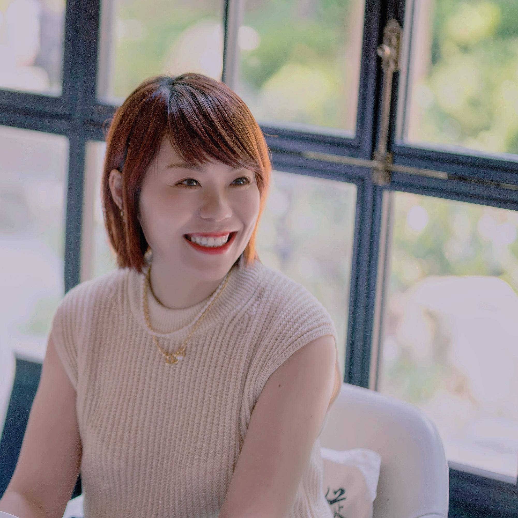 Yanni Zhou